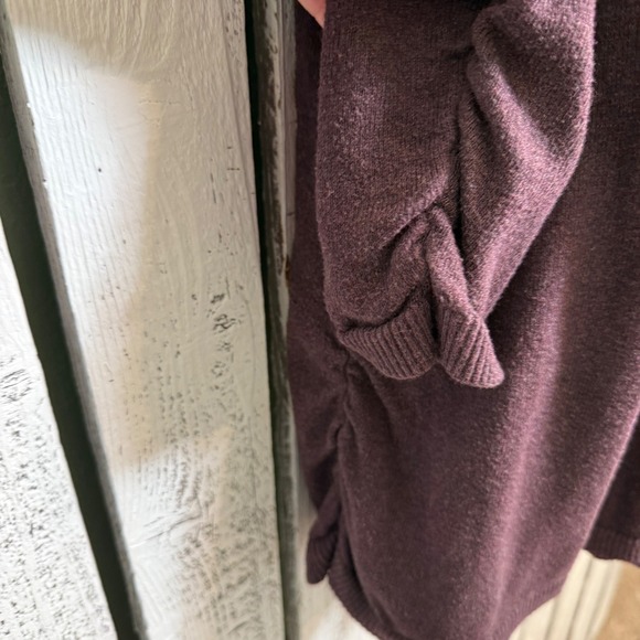 Banana Republic V-neck Sweater Women XL 3/4 Ruche Sleeve Sides Burgundy Y2K Vibe - Picture 13 of 13